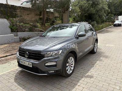 Begagnad VW T-Roc Advance 150 HK (110 kW) 2021 Grå SUV