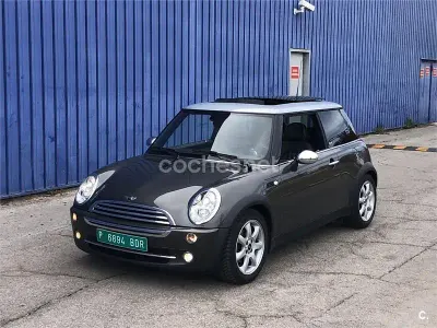 Usado Mini Cooper 116 CV (85 kW) 2006 Gris / plata Utilitario