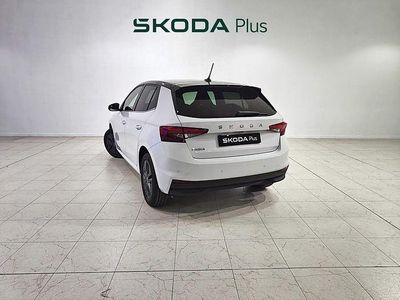 Blanco Usado 2025 Skoda Fabia Berlina | 21.990 € (Un poco caro)