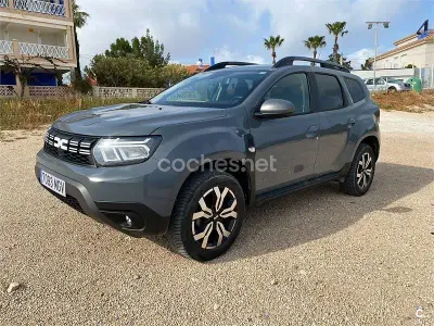 Käytetty Dacia Duster Expression 115 HP (84 kW) 2023 Harmaa Katumaasturi