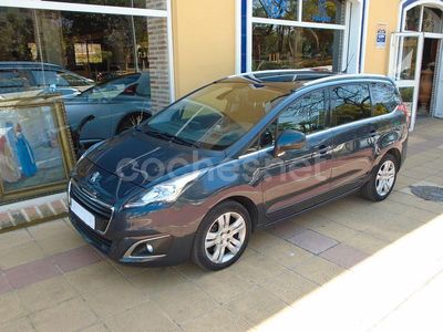 Azul Usado 2016 Peugeot 5008 Allure Monovolumen | 10.200 € (Un poco caro)