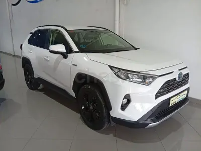 Usado Toyota RAV4 Hybrid Advance 218 CV (160 kW) 2021 Blanco SUV