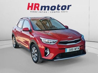 Usado 2022 Kia Stonic SUV | 14.290 € (Precio justo)