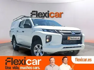 Usado Mitsubishi L200 150 CV (110 kW) 2021 Blanco Pickup/Camioneta