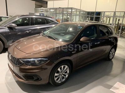 Marrón Usado 2019 Fiat Tipo Sport Berlina | 9700 € (Precio justo)
