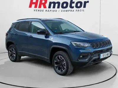 Usado Jeep Compass Trailhawk 240 CV (176 kW) 2024 SUV