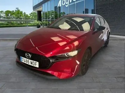Usado Mazda 3 Homura-Line 122 CV (89 kW) 2023 Rojo Utilitario