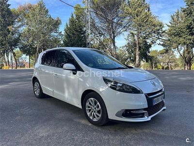Blanco Usado 2012 Renault Scénic III Business Monovolumen | 5400 € (Precio justo)