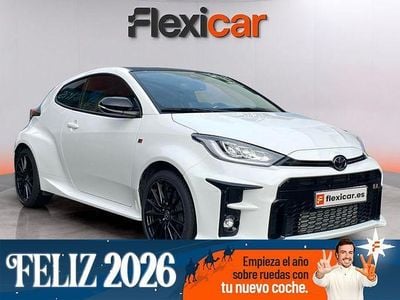 Blanco Usado 2022 Toyota Yaris Utilitario | 36.690 € (Precio justo)