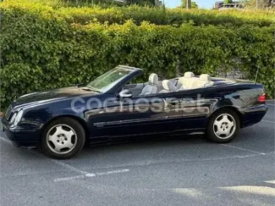 Usado Mercedes CLK200 Elegance 163 CV (119 kW) 2003 Azul Descapotable