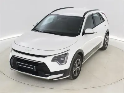 Usado Kia Niro 129 CV (94 kW) 2025 Blanco SUV