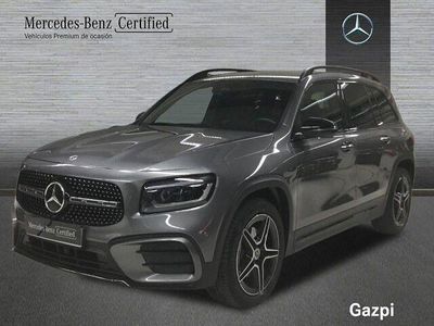 Gris / plata Usado 2024 Mercedes GLB200 SUV | 46.900 € (Precio justo)