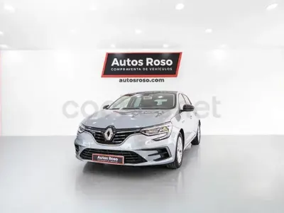 Usado Renault Mégane II Intens 140 CV (102 kW) 2021 Gris / plata Berlina