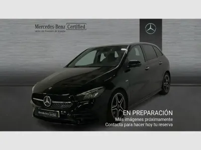 Usado Mercedes B220 190 CV (139 kW) 2022 Negro Utilitario