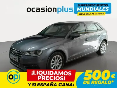 Usado Audi A3 105 CV (77 kW) 2014 Gris Berlina