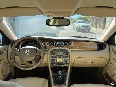 Usado Jaguar X-type Executive 155 CV (114 kW) 2006 Verde Berlina