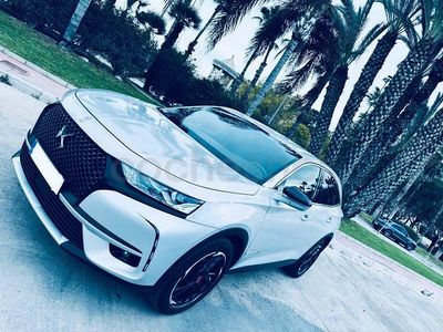 Usado DS Automobiles DS7 Crossback 130 CV (95 kW) 2022 Gris / plata SUV