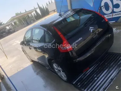 Usado Citroën C4 Exclusive 138 CV (101 kW) 2007 Negro Berlina