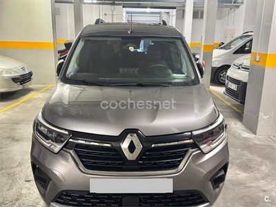 Usado Renault Kangoo Equilibre 130 CV (95 kW) 2023 Gris / plata Monovolumen