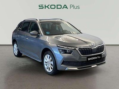 Usado Skoda Kamiq Style 150 CV (110 kW) 2022 Gris SUV