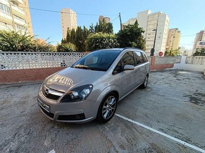 Usado Opel Zafira Enjoy 150 CV (110 kW) 2005 Gris / plata Monovolumen