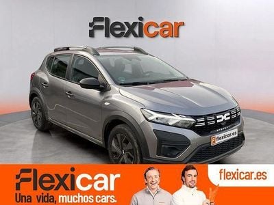 Usado Dacia Sandero Essentiel 91 CV (66 kW) 2024 Gris