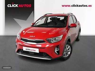 Rojo Usado 2025 Kia Stonic Active SUV | 18.250 € (Precio justo)