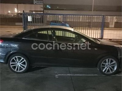 Negro Usado 2006 Opel Astra Cabriolet Cosmo Descapotable | 1200 €