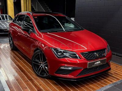 Usado Seat Leon CUPRA 300 CV (220 kW) 2018 Rojo Familiar