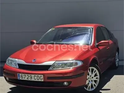 Usado Renault Laguna II Dynamique 150 CV (110 kW) 2003 Rojo Berlina