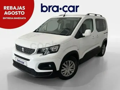 Usado Peugeot Rifter Active 100 CV (73 kW) 2020 Blanco Monovolumen