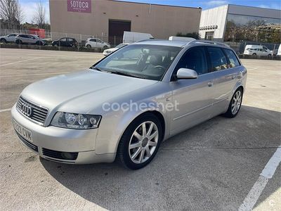 Gris / plata Usado 2004 Audi A4 Familiar | 2900 € (Un poco caro)