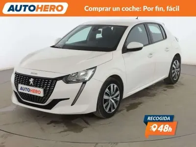 Usado Peugeot 208 Active 102 CV (75 kW) 2019 Blanco Utilitario
