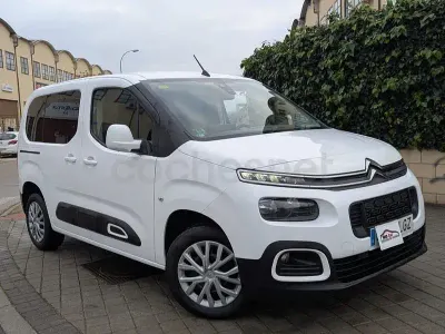 Usado Citroën Berlingo Feel 102 CV (75 kW) 2020 Blanco Monovolumen