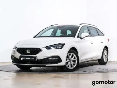 Usado Seat Leon Style 116 CV (85 kW) 2022 Blanco Familiar