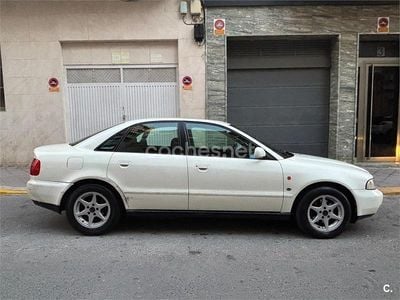 Blanco Usado 1995 Audi A4 Berlina | 1500 €