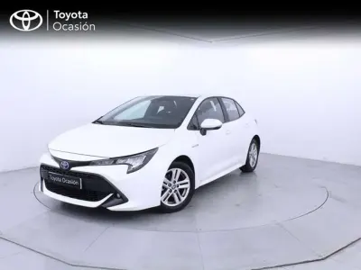 Usado Toyota Corolla Active 122 CV (89 kW) 2022 Blanco Berlina