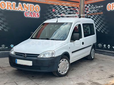 Blanco Usado 2011 Opel Combo Enjoy Monovolumen | 4300 €