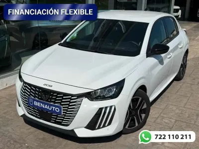 Usado Peugeot 208 Allure 102 CV (75 kW) 2025 Blanco Utilitario