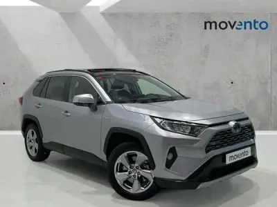Usado Toyota RAV4 Hybrid Advance 218 CV (160 kW) 2021 Gris / plata SUV