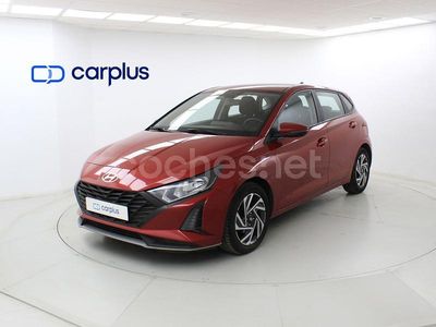 Dragon red (perlado) Usado 2023 Hyundai i20 Berlina | 14.590 € (Precio justo)