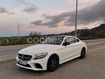 Usado Mercedes C220 194 CV (142 kW) 2020 Blanco Coupe