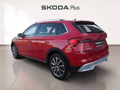 Usado Skoda Kamiq 110 CV (80 kW) 2022 Rojo SUV