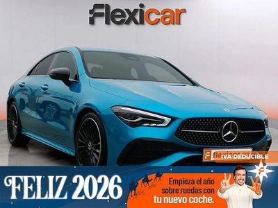 Azul Usado 2025 Mercedes CLA220 Berlina | 42.990 € (Precio justo)