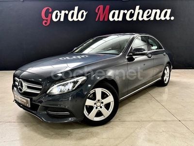 Usado Mercedes C200 Avantgarde 136 CV (100 kW) 2014 Gris / plata Berlina
