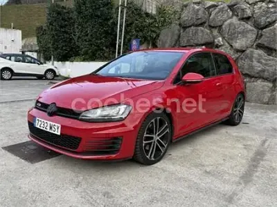 Usado VW Golf VII GTD 184 CV (135 kW) 2014 Rojo Berlina