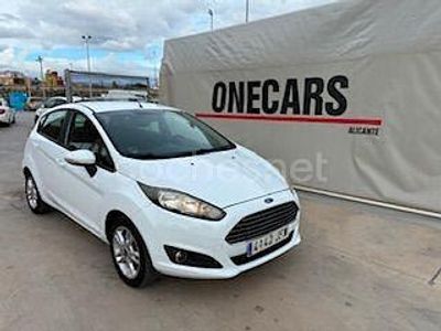 Blanco Usado 2015 Ford Fiesta Trend Berlina | 5695 € (Precio justo)