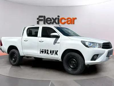Usado Toyota HiLux 150 HP (110 kW) 2020 Branco Pickup