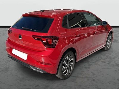 Usado VW Polo 70 CV (51 kW) 2024 Rojo intenso metalizado Utilitario