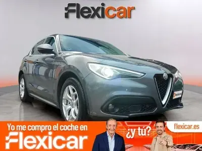 Usado Alfa Romeo Stelvio Executive 160 CV (117 kW) 2019 Verde SUV